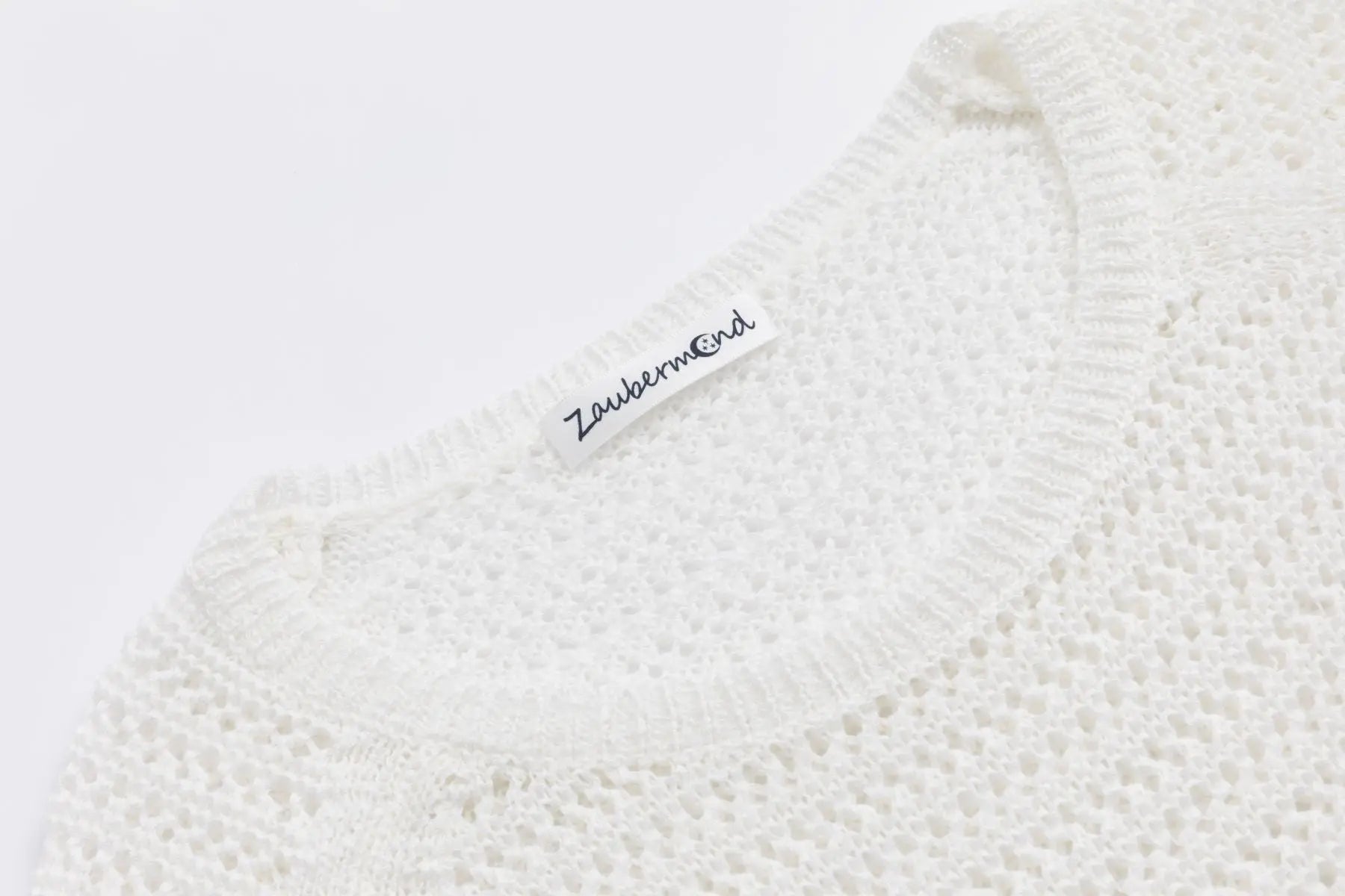 Häckel-Pullover WHITE Zaubermond