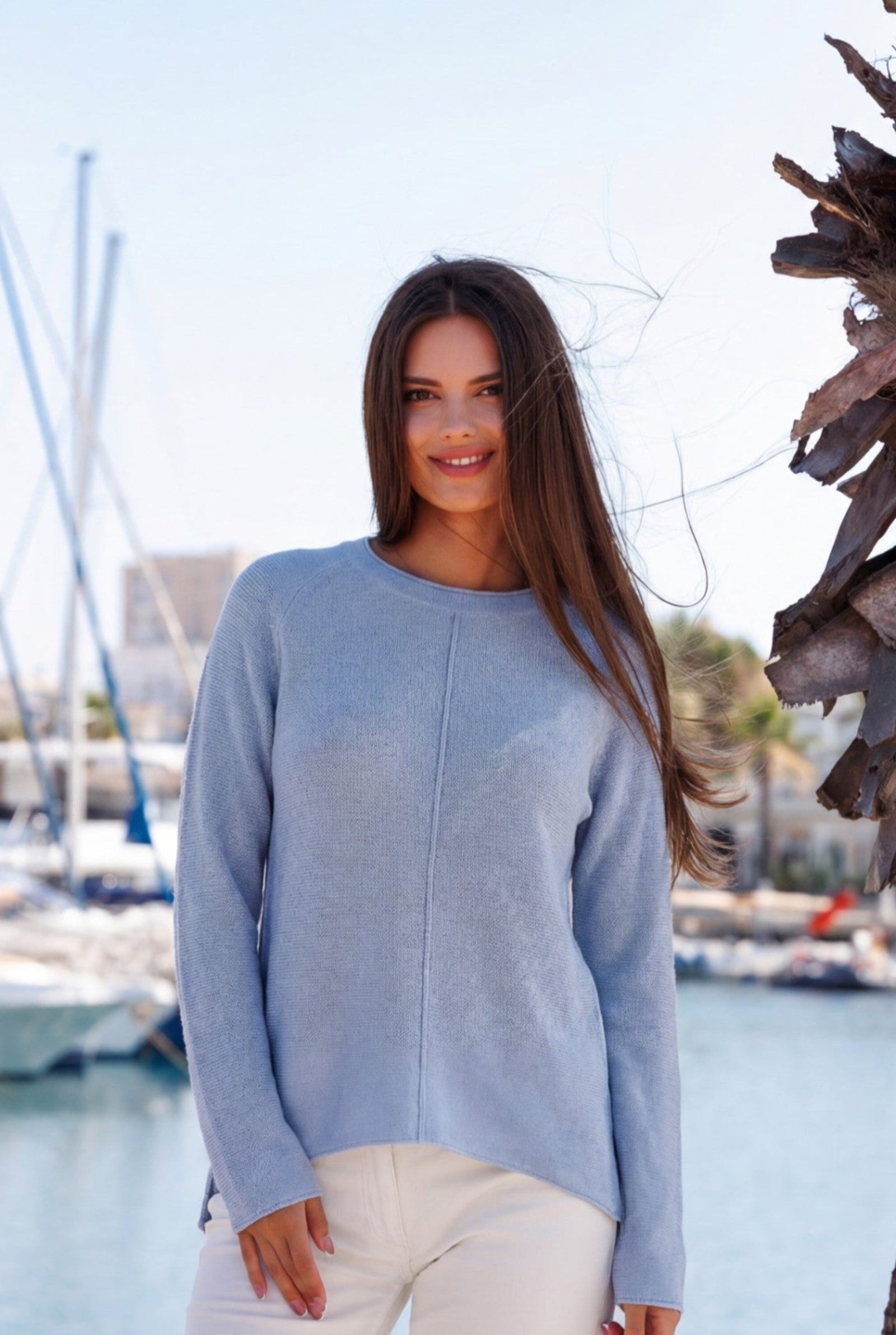 Frischer Raglan Pullover mit Ziernähten und Pendant Detail trendig