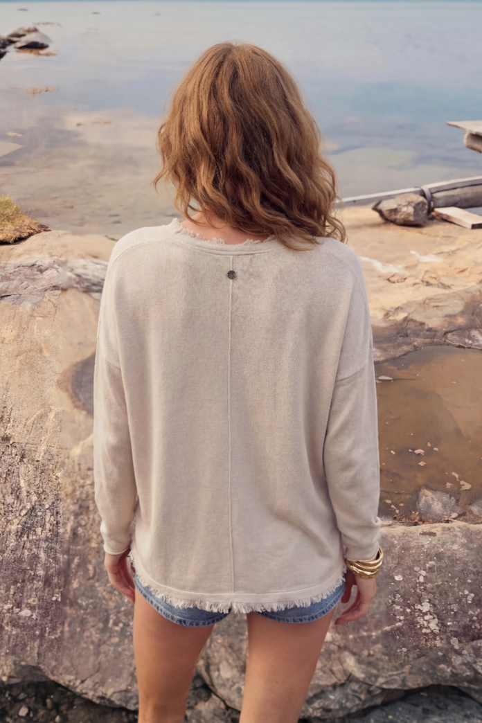 Damen Lockerer Boho Pullover mit V-Ausschnitt & Fransen Beige