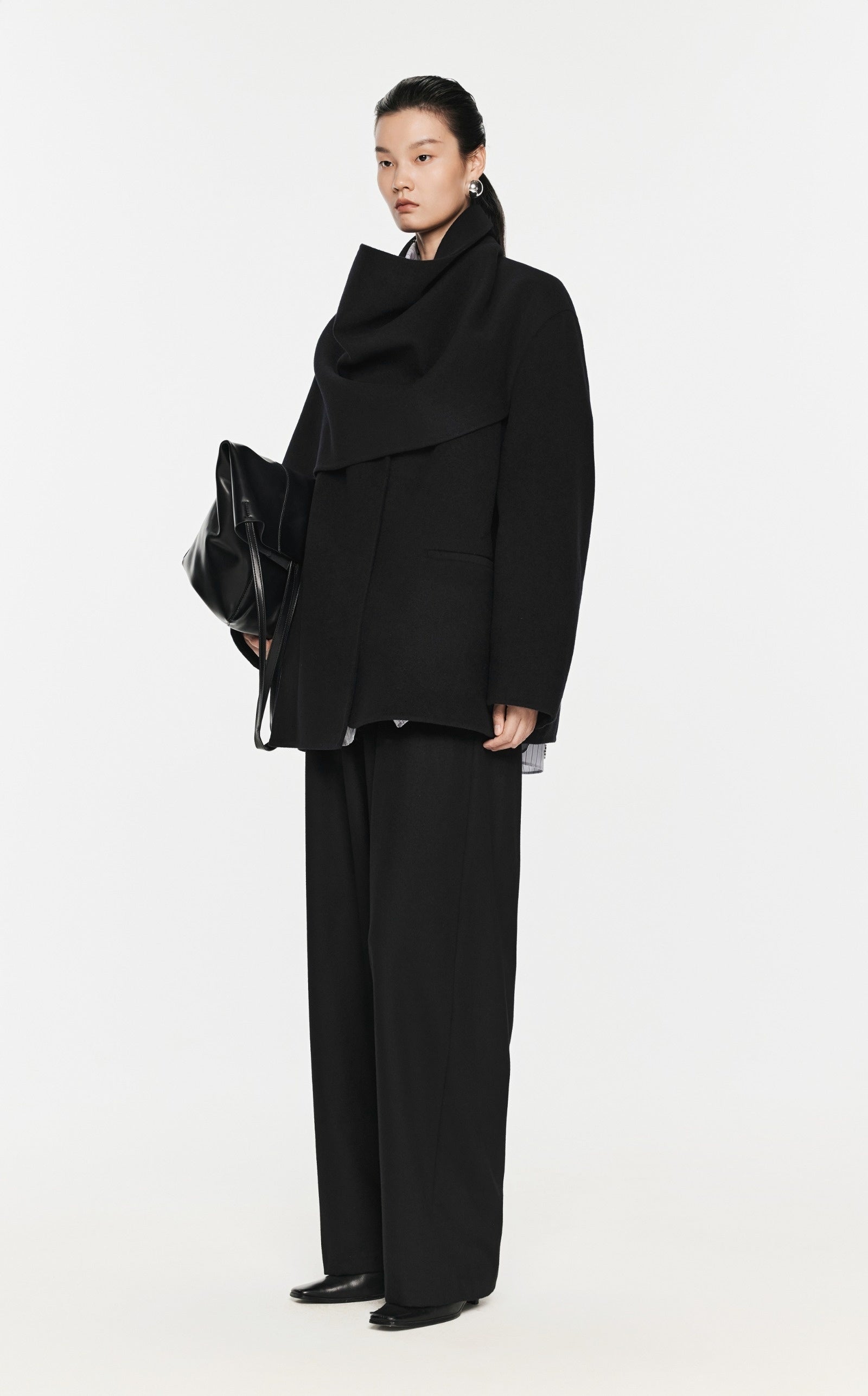 Damen Loose Stoffhose mit Gummibund Schwarz JNBY