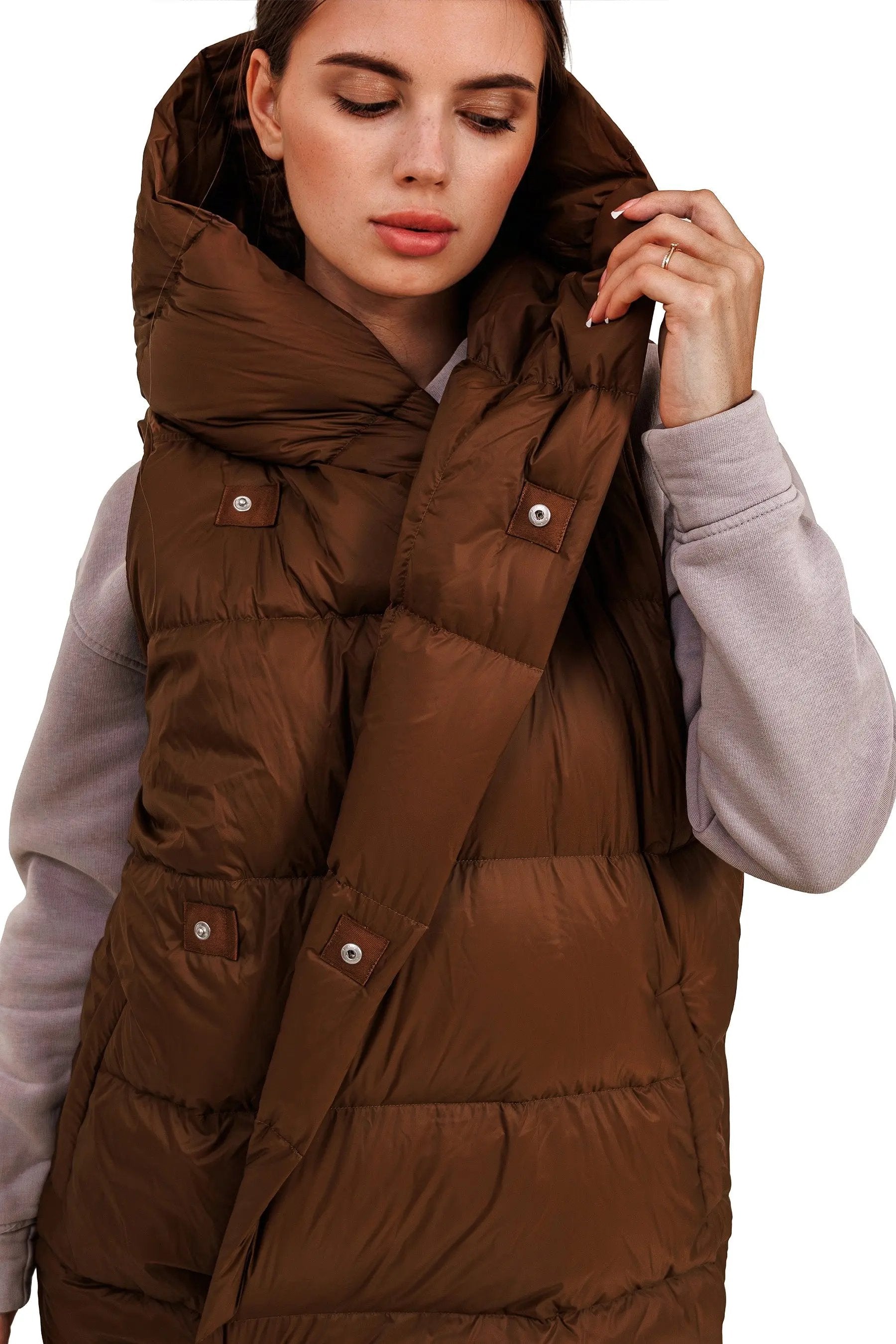 JNBY Damen lange Daunenweste mit Kapuze Herbst/Winterweste bronze warm gefüttert JNBY