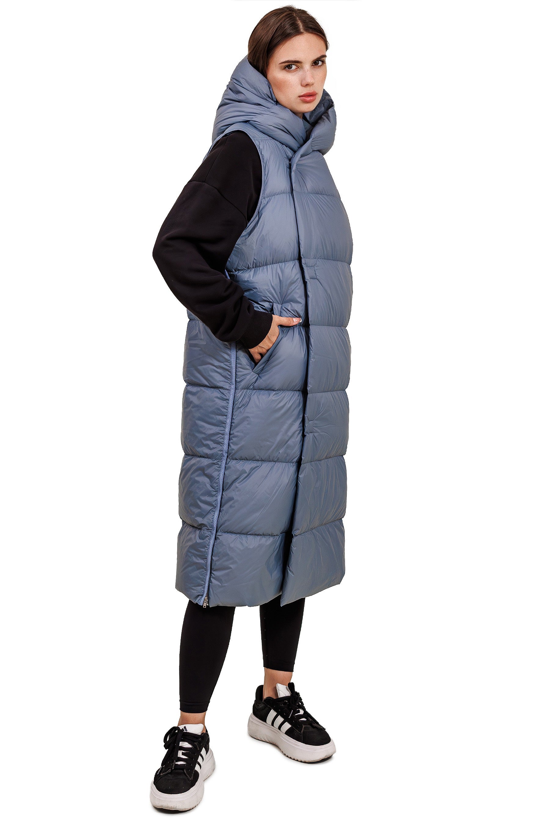 Leichte Damen Daunenweste mit Kapuze, lange Steppweste für Frühling & Herbst – Skyblue