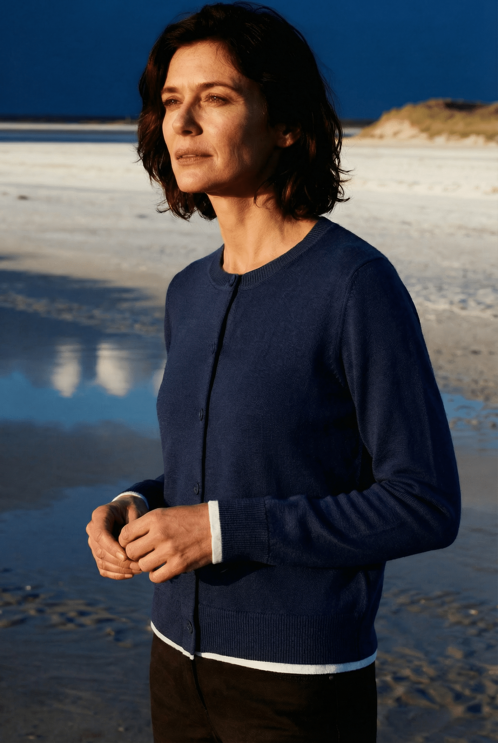 Damen elegante Woll-Strickjacke mit Kontrast Streifen Cassis