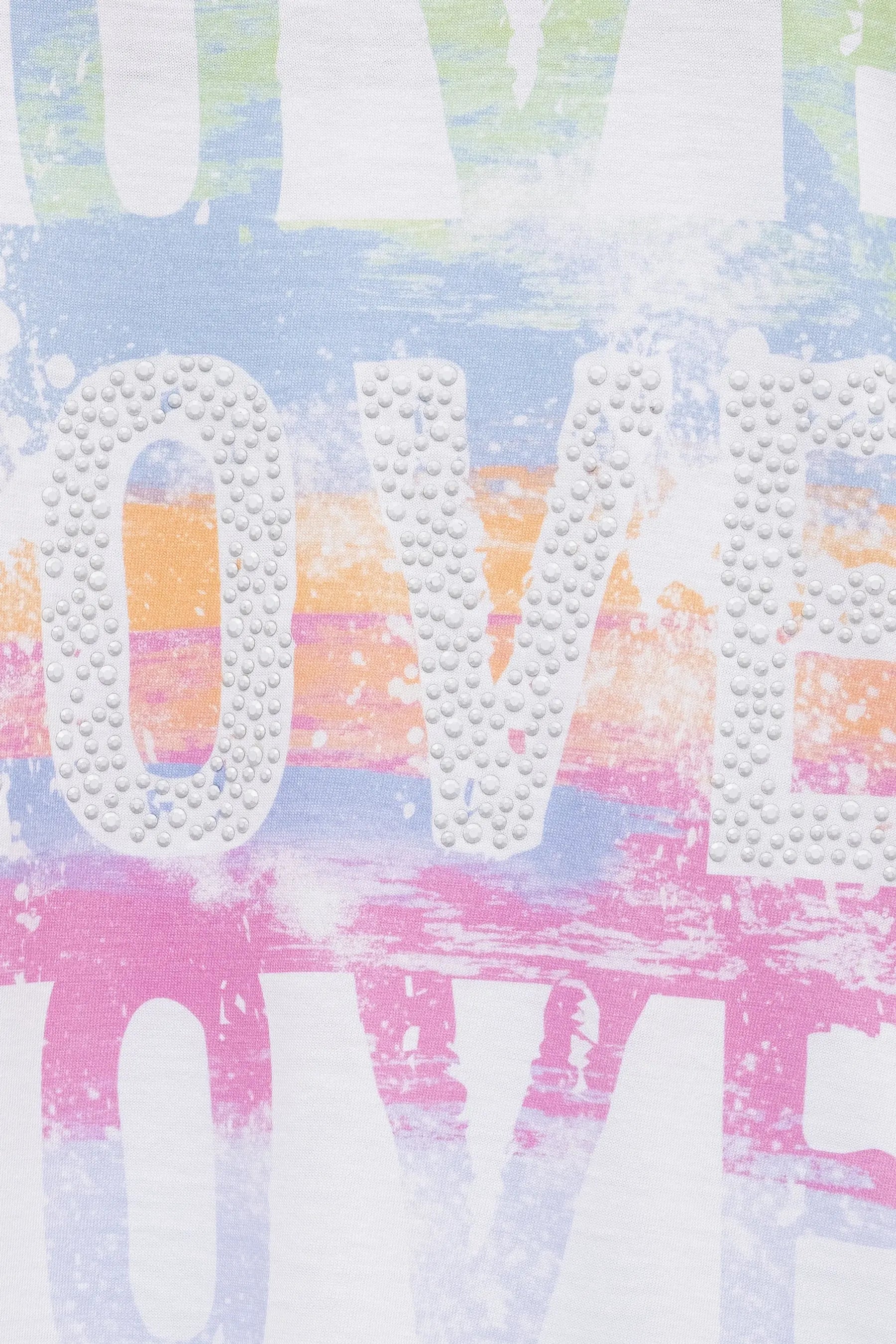 Six-o-Seven T-Shirt mit LOVE Print in WHITE six-o-seven