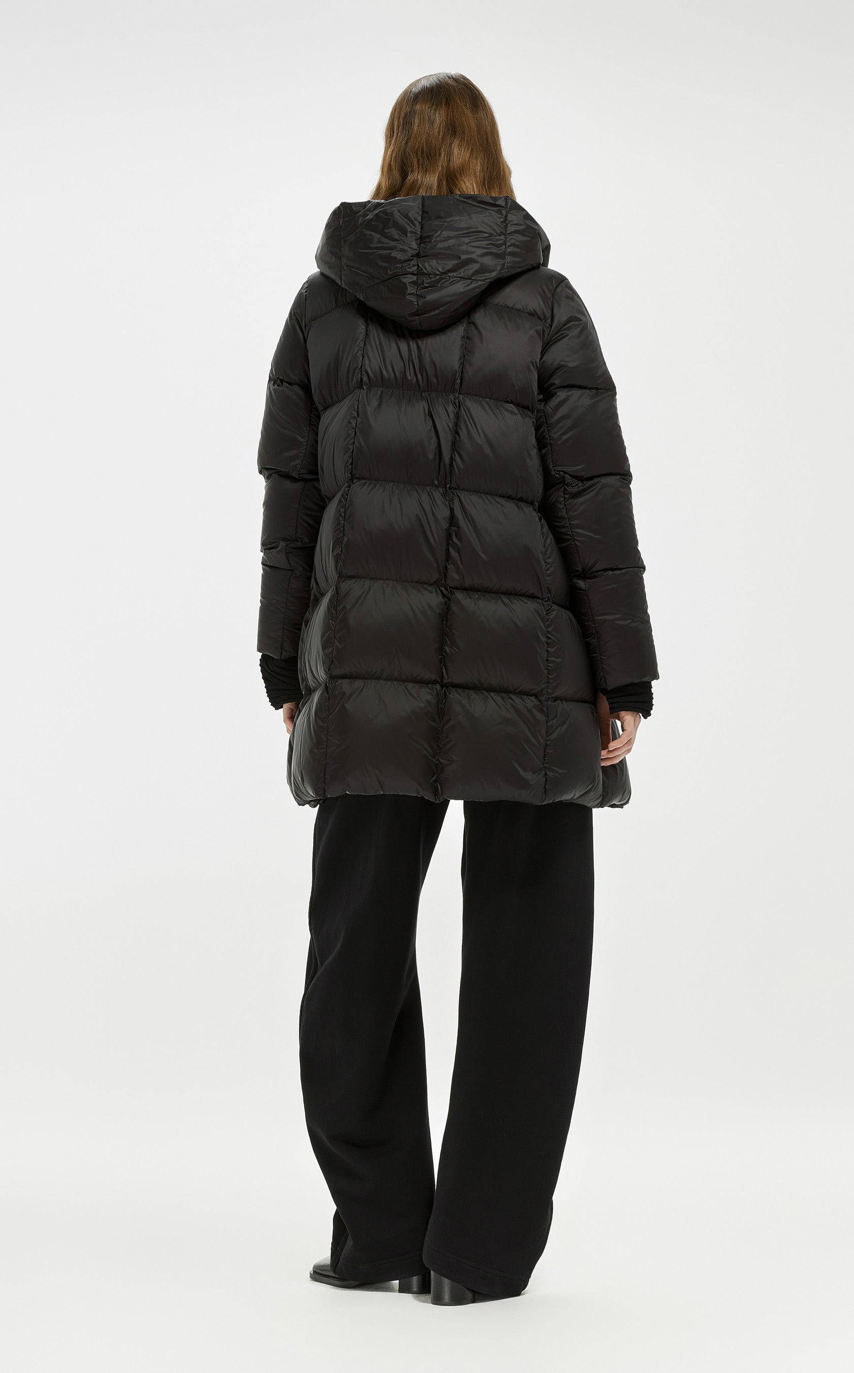 Daunenmantel BLACK