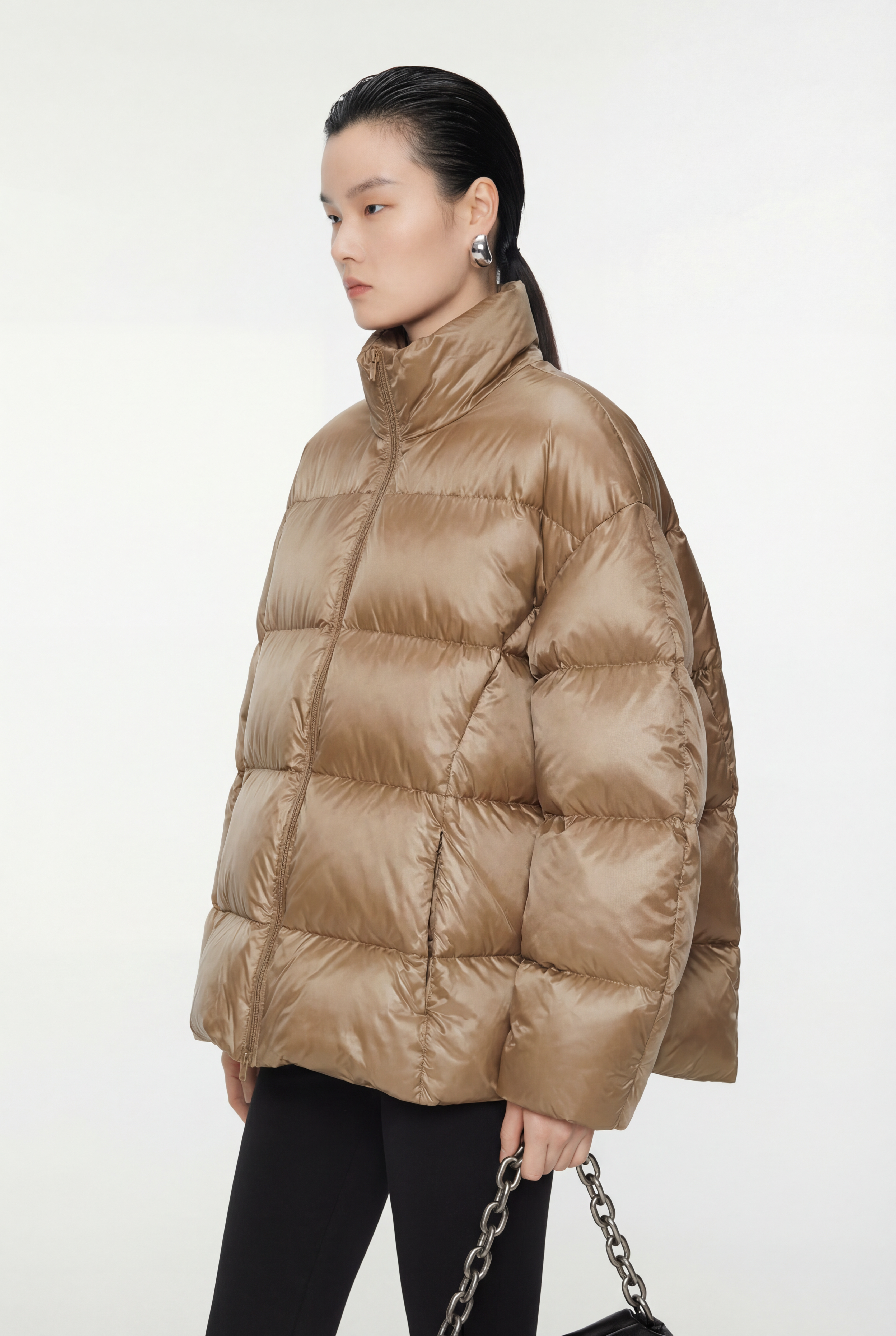 Damen Oversize Daunenjacke mit Stehkragen Gold JNBY