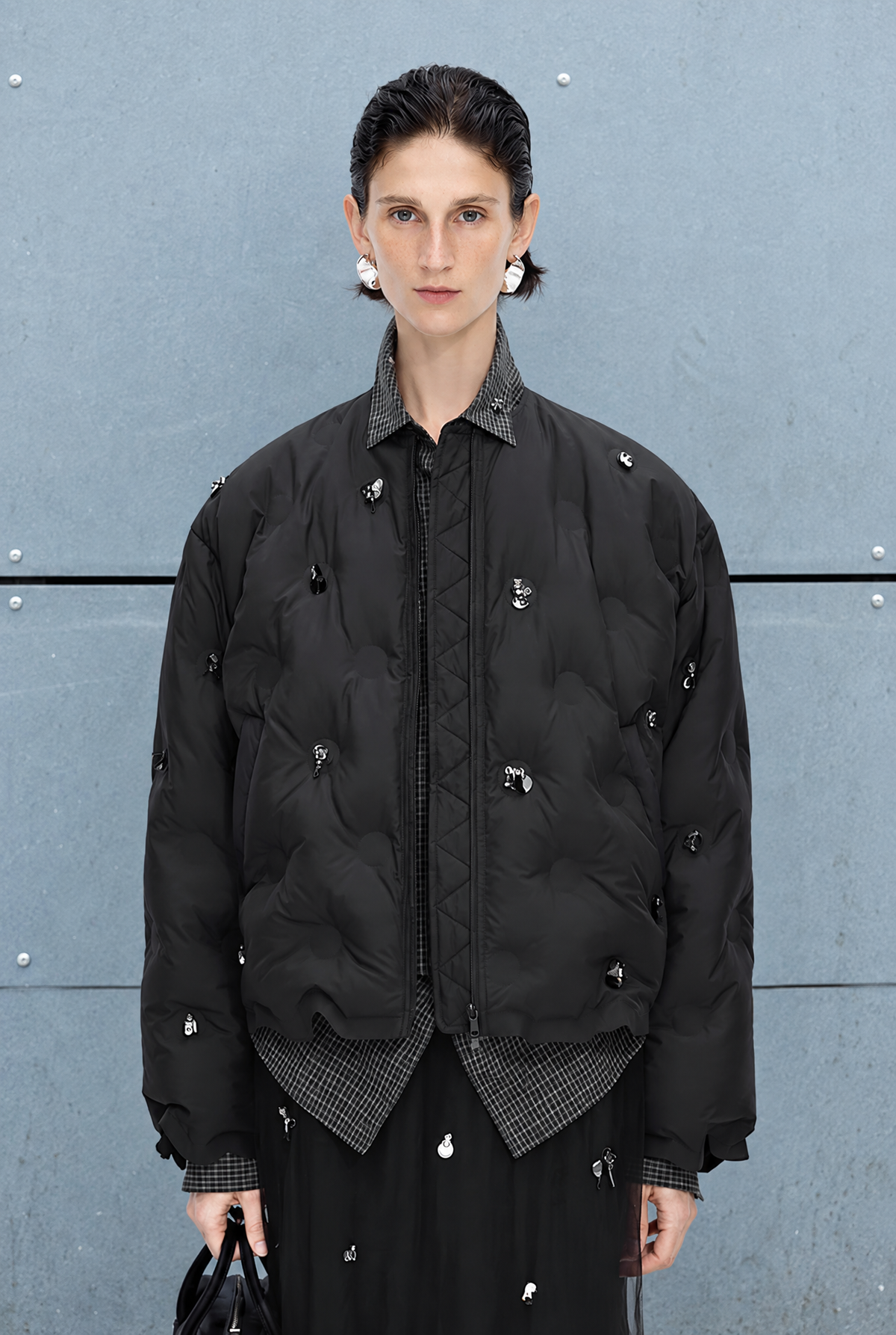 Damen Daunenjacke Schwarz Kurz Steppjacke Schmuckdetails Herbst Winter