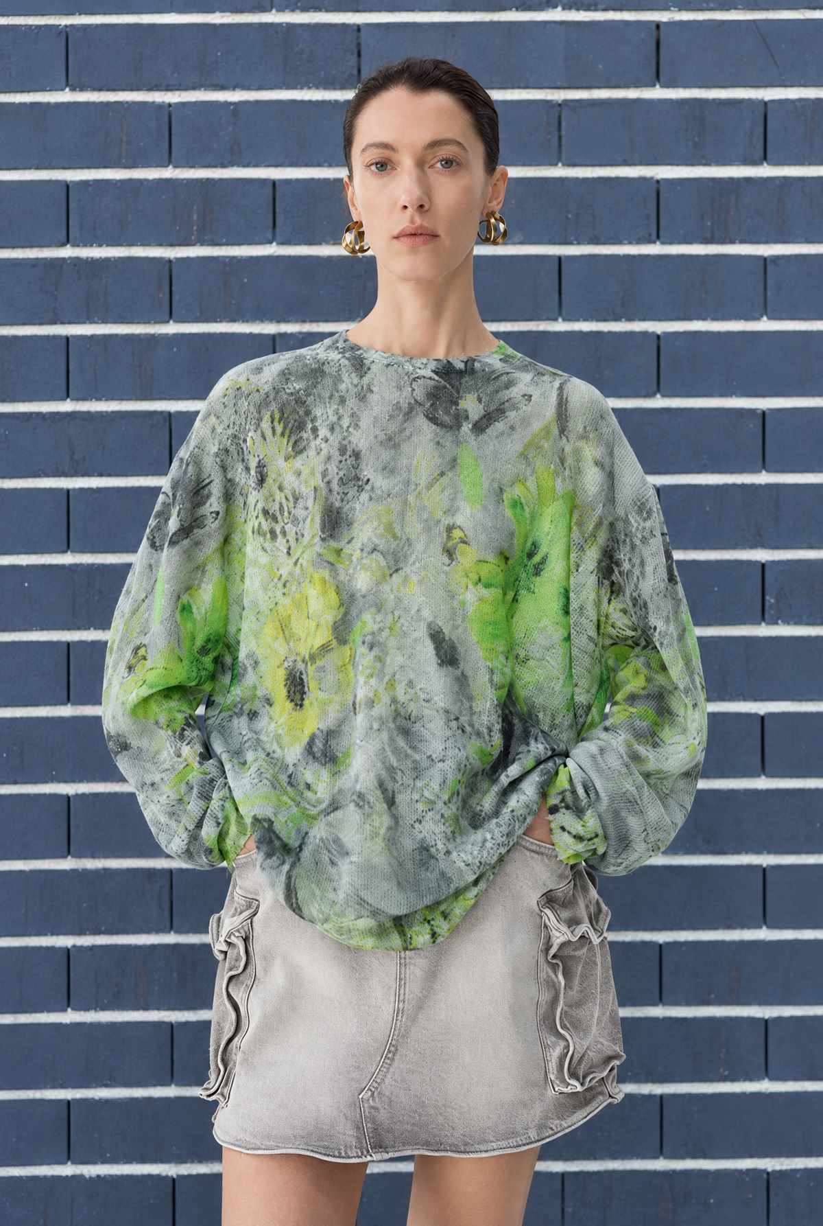 JNBY Top con diseño artístico GRIS