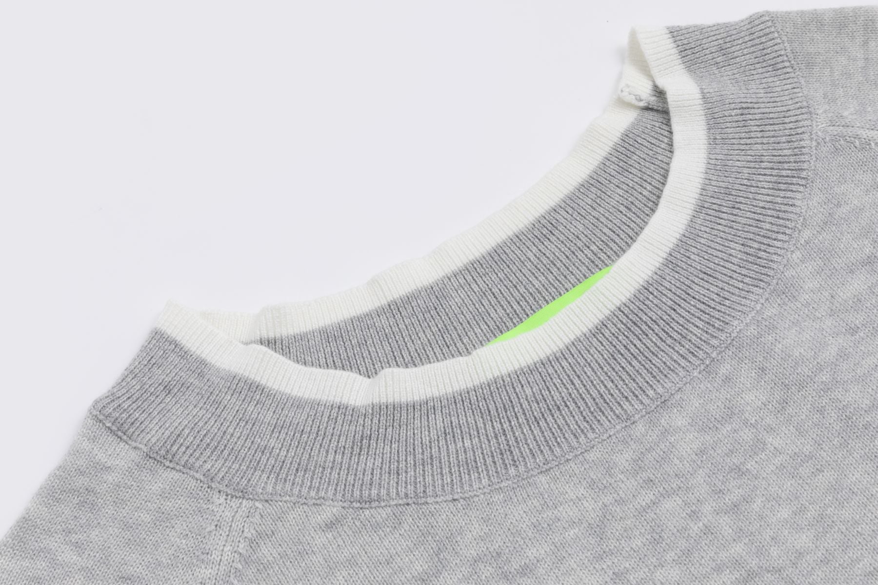 Kurzarm Strickpullover LIGHT GREY