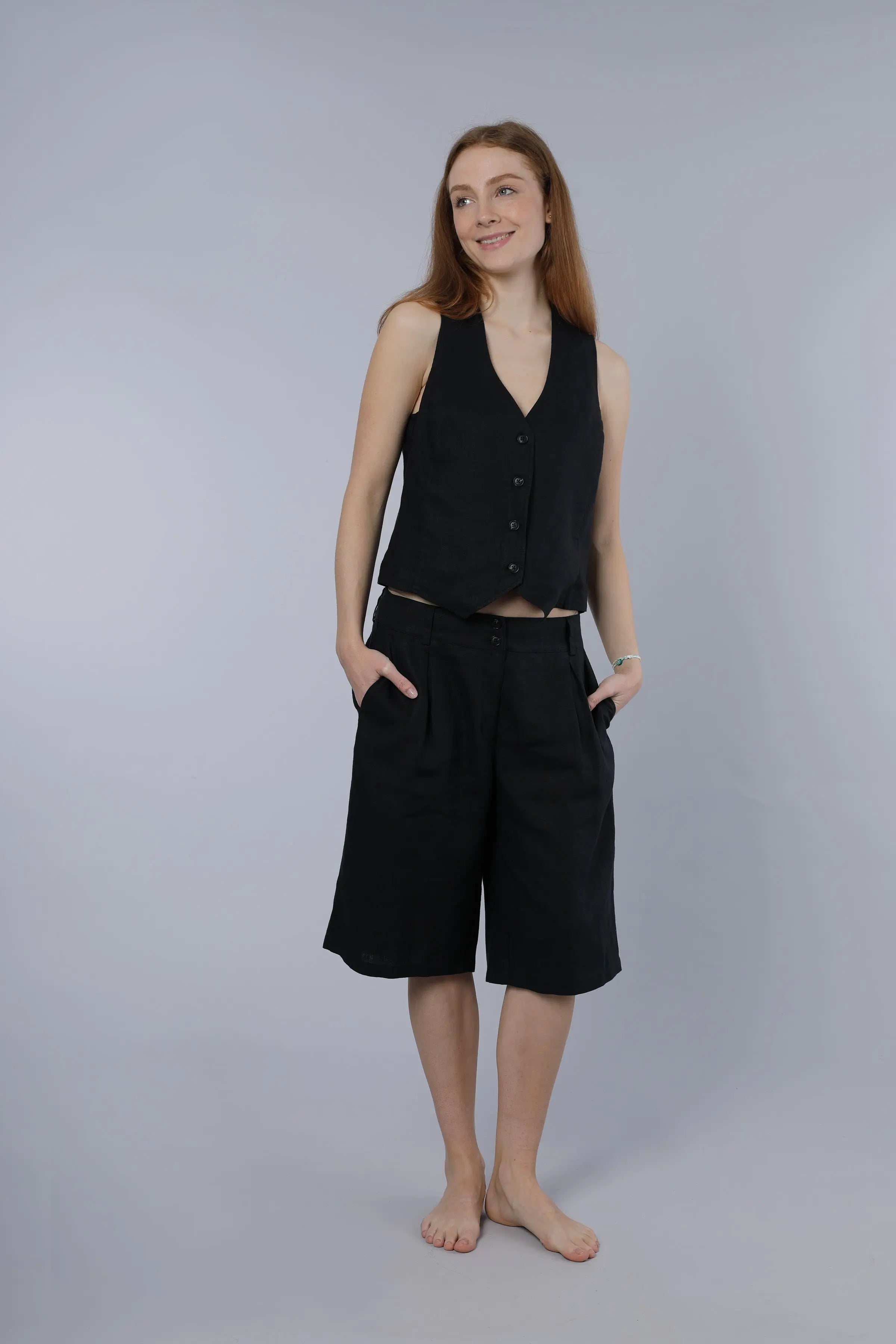 Kurze Leinenhose BLACK Nadine H