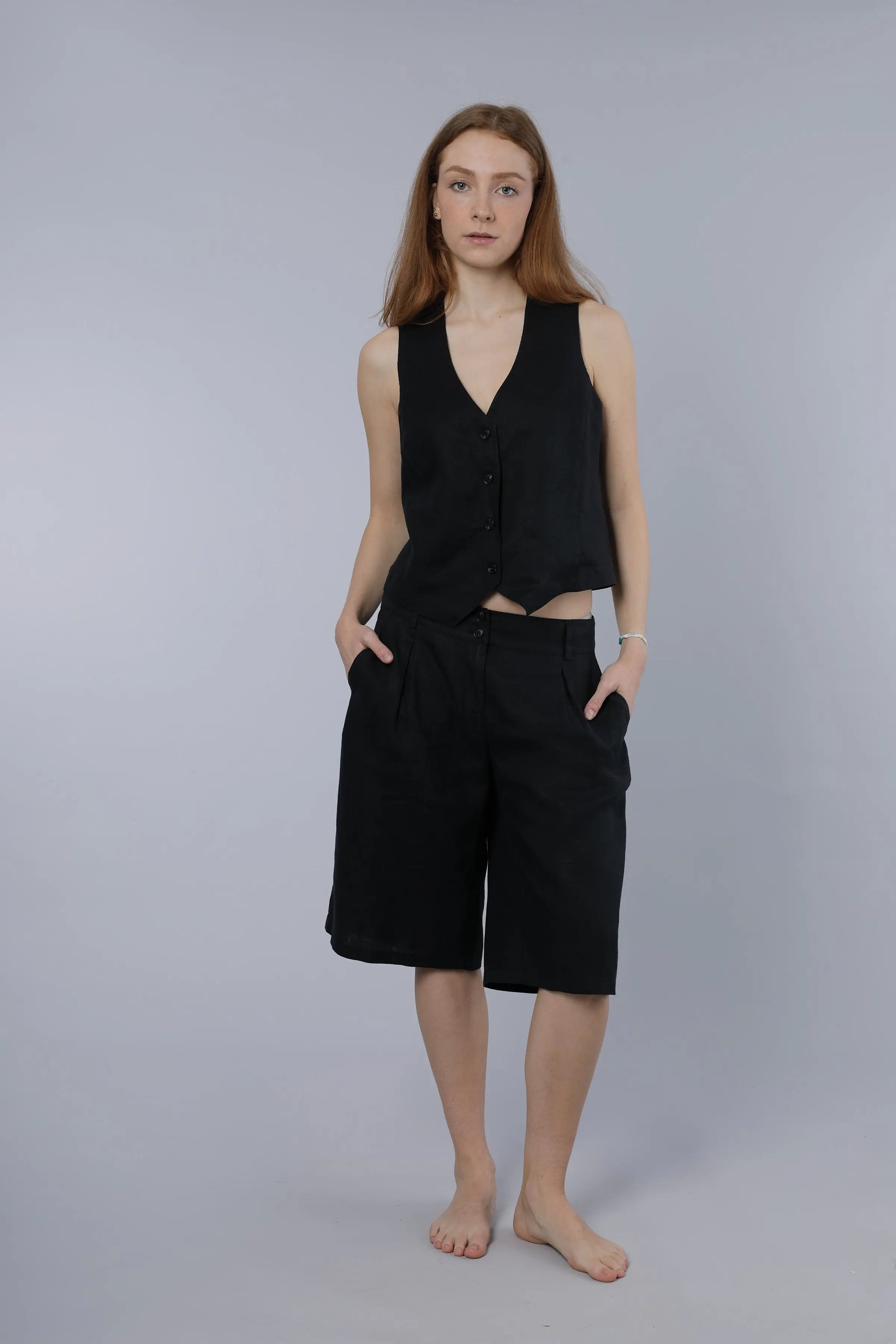 Kurze Leinenhose BLACK Nadine H