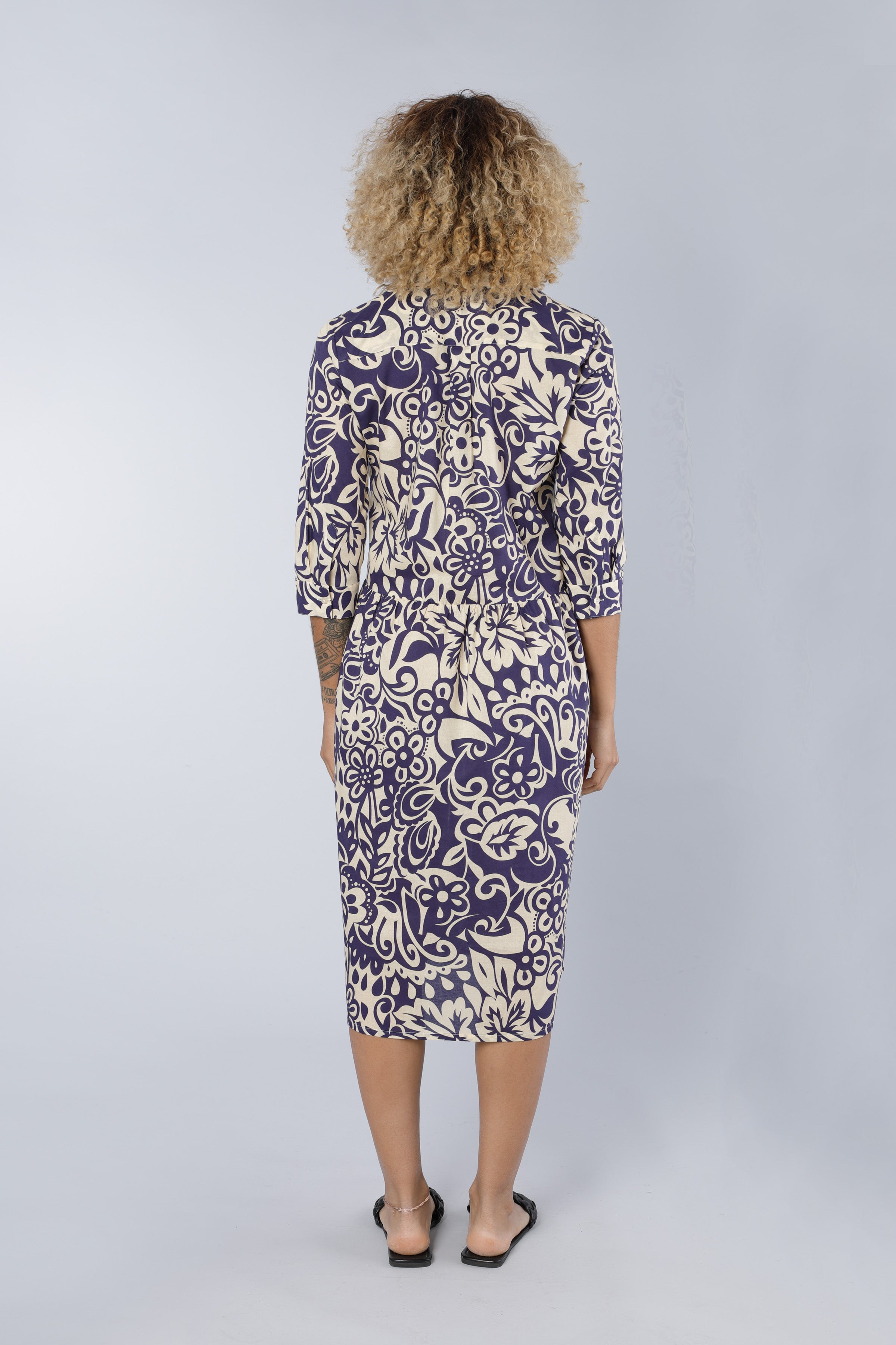 Baumwollkleid MULTICOLOUR BLUE