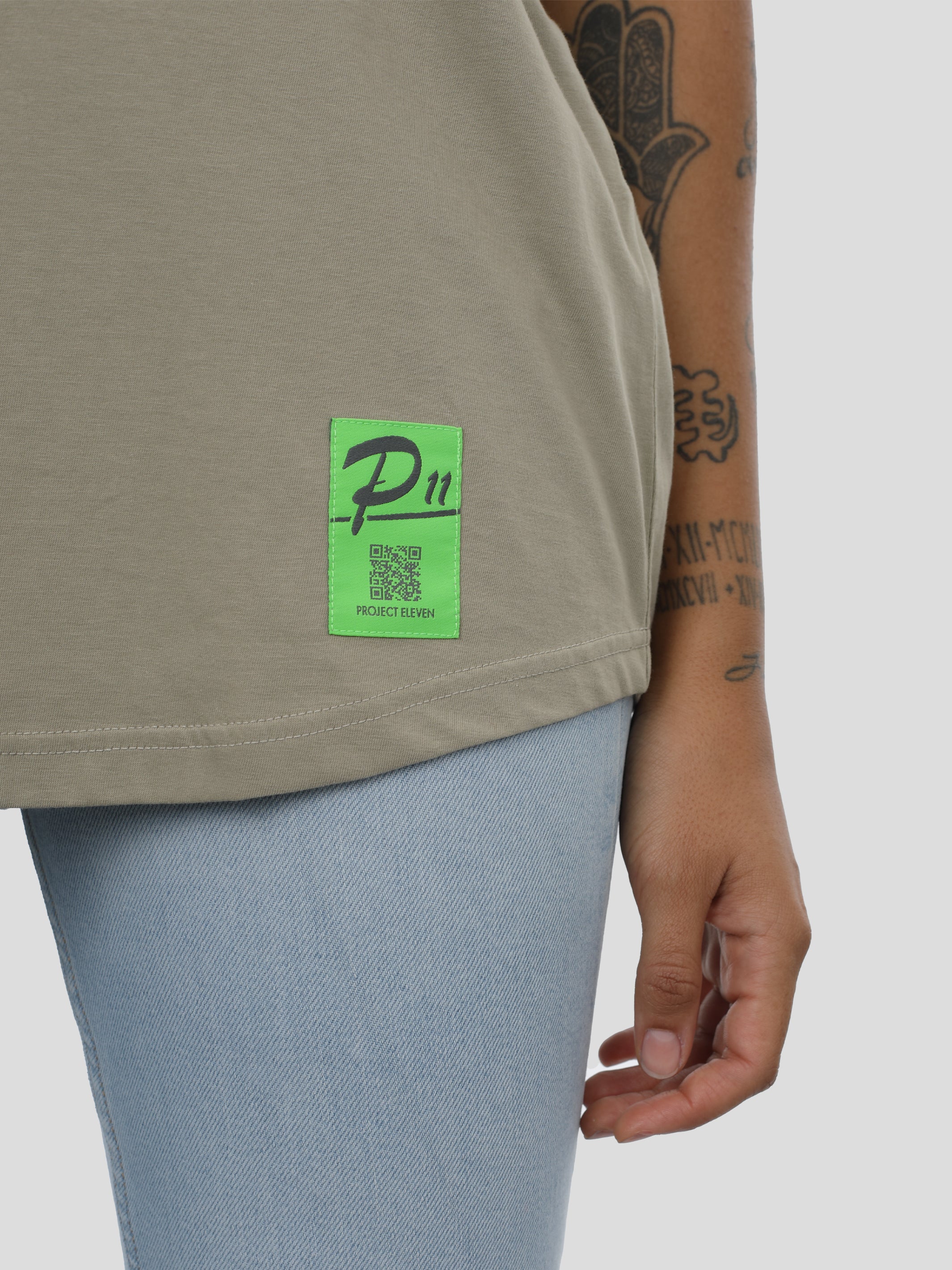 T-shirt oversize unisexe en olive