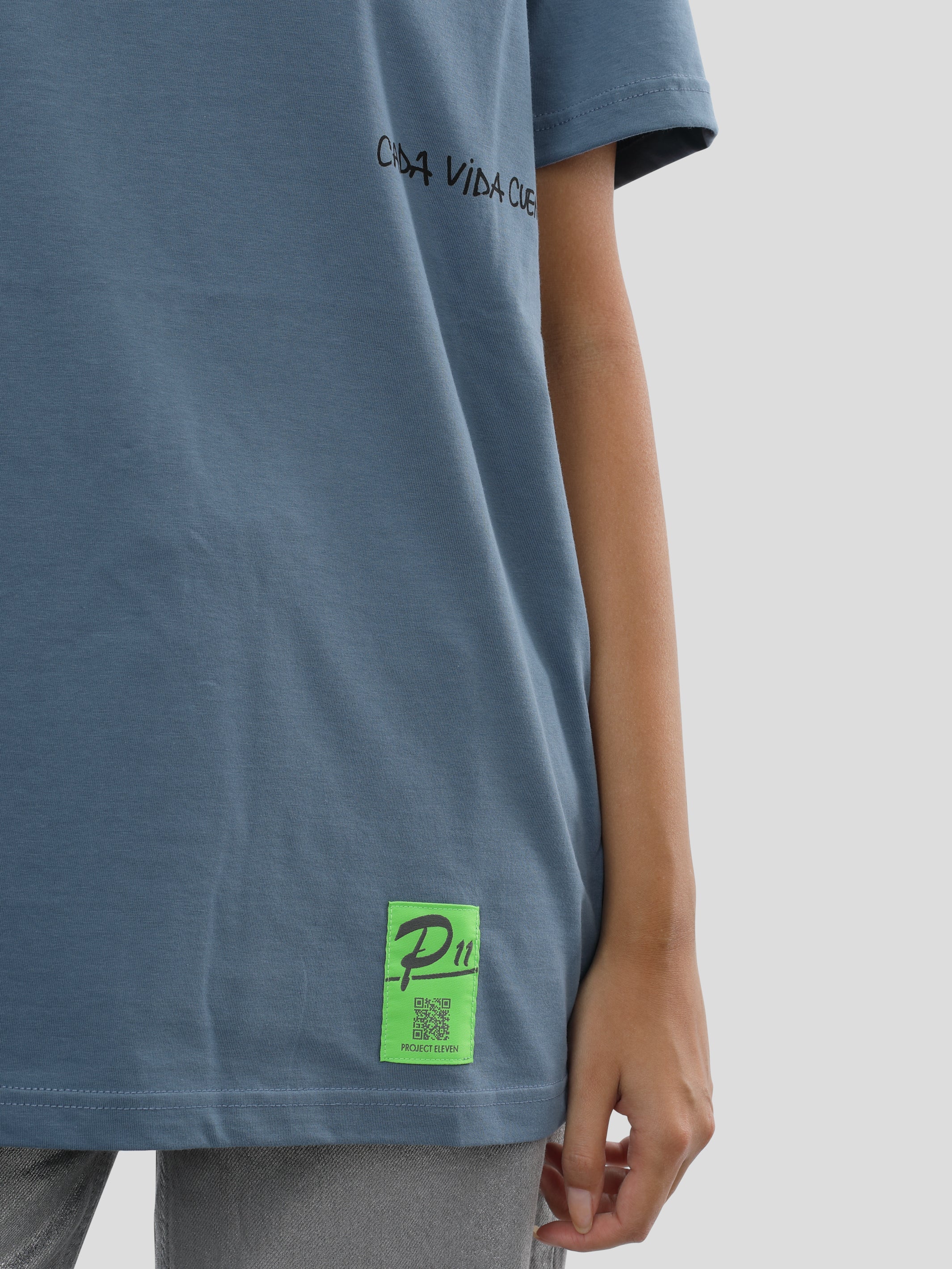 T-shirt slim fit unisexe en bleu