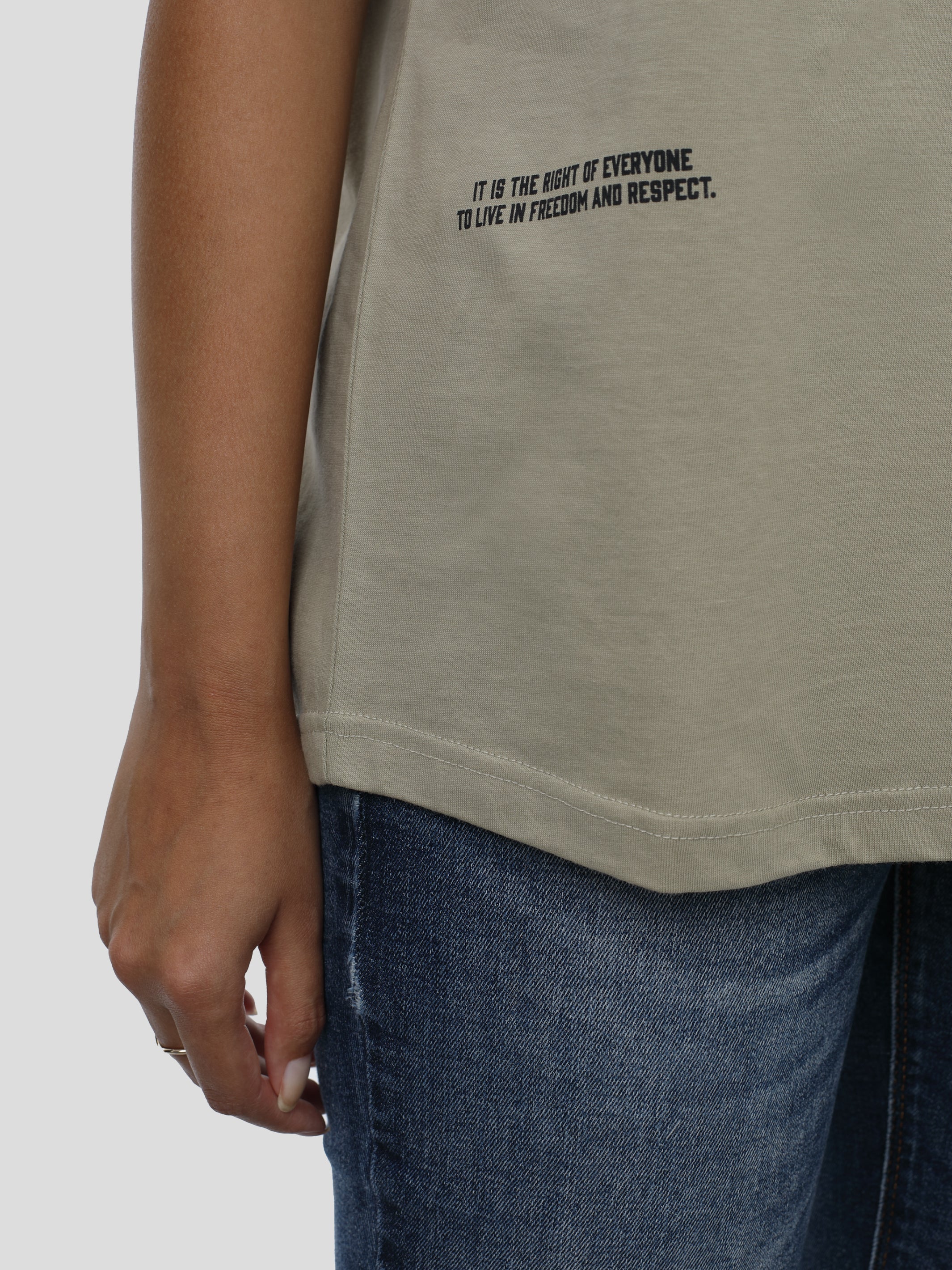 T-Shirt Loose Dames in Olijf