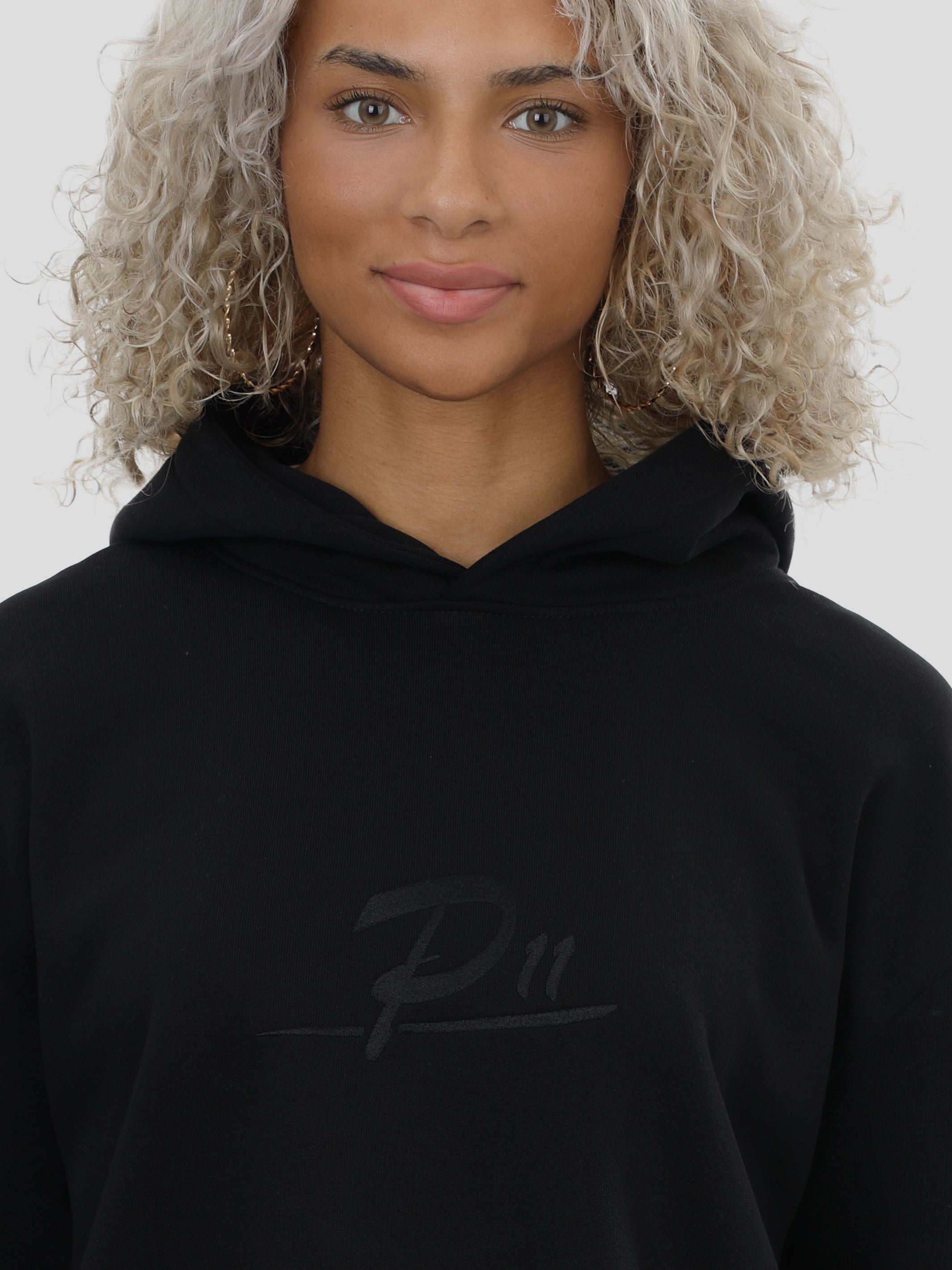 Hoodie Boxy Unisexe avec broderie en noir