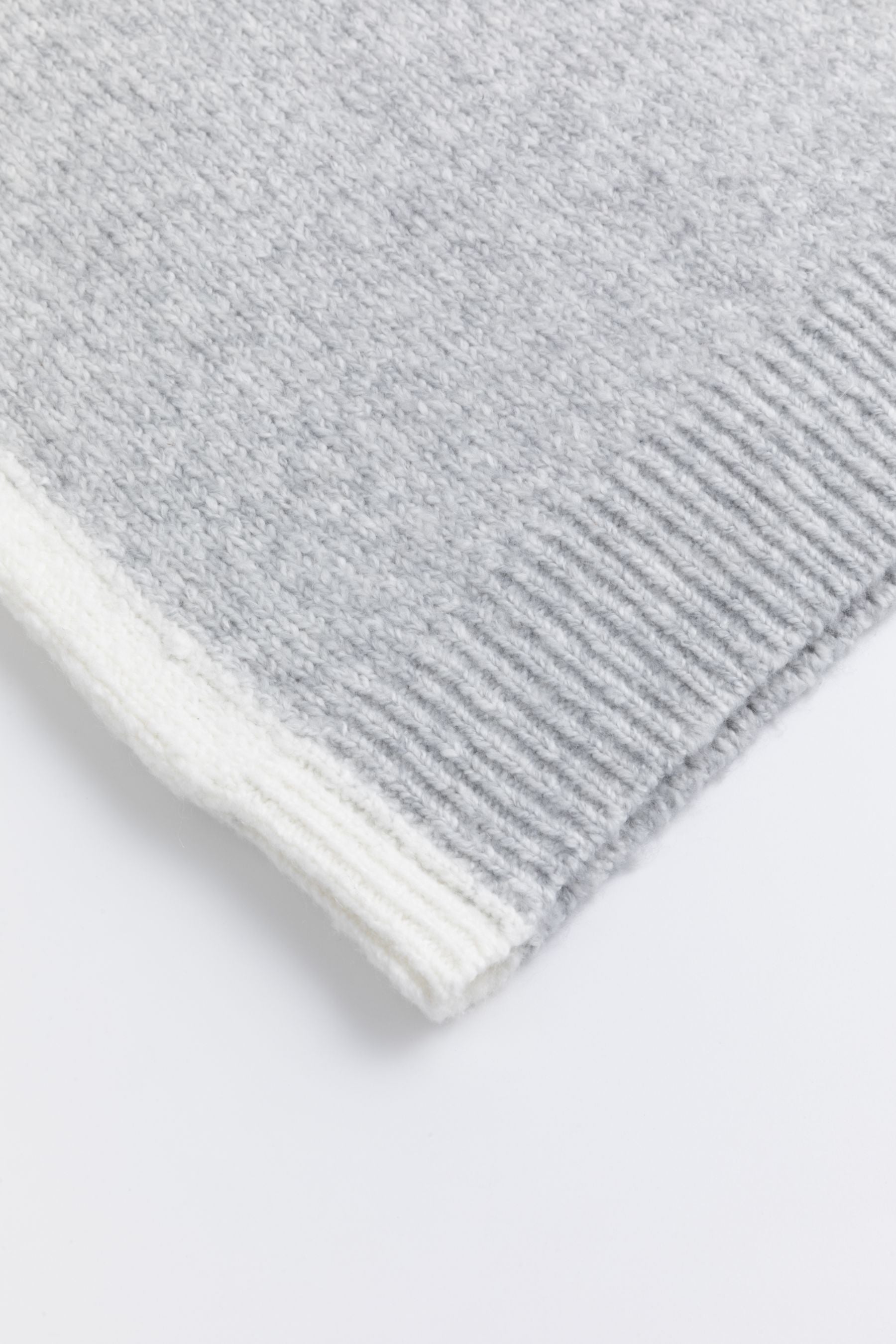 Six-o-seven elegant stand-up collar sweater LIGHT GREY L/G MISSING