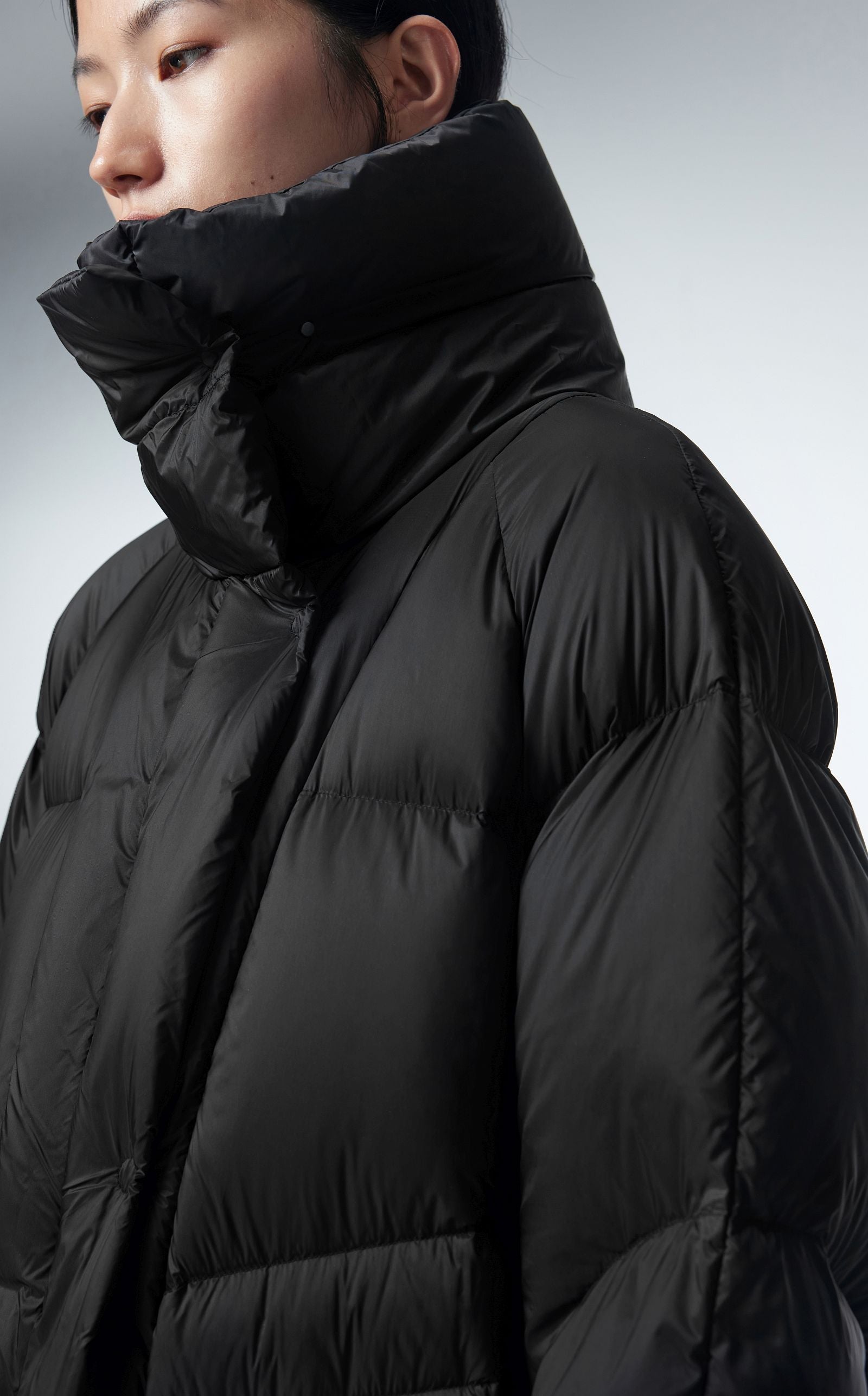 Daunenmantel BLACK