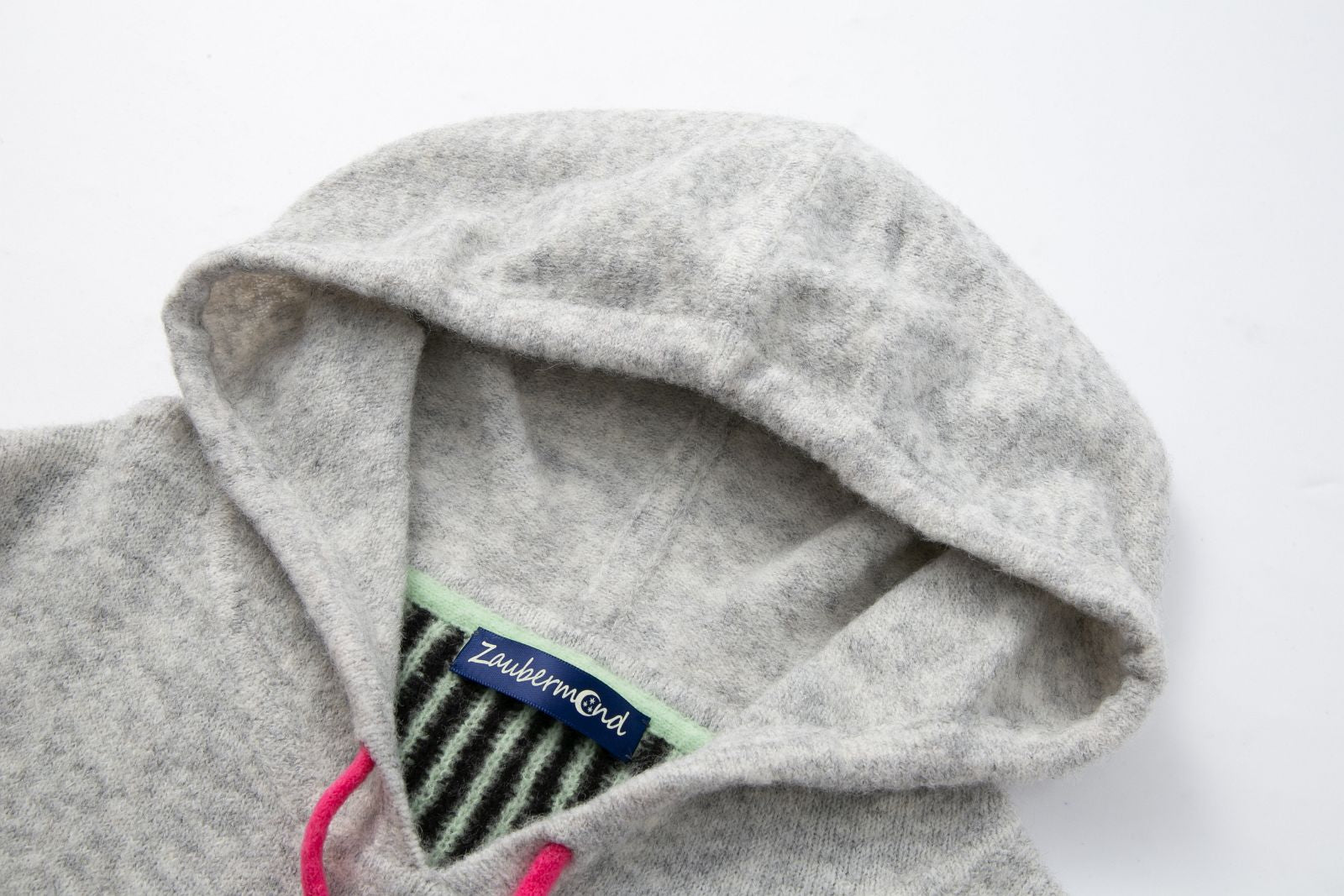 Pull à capuche en tricot NEIGE