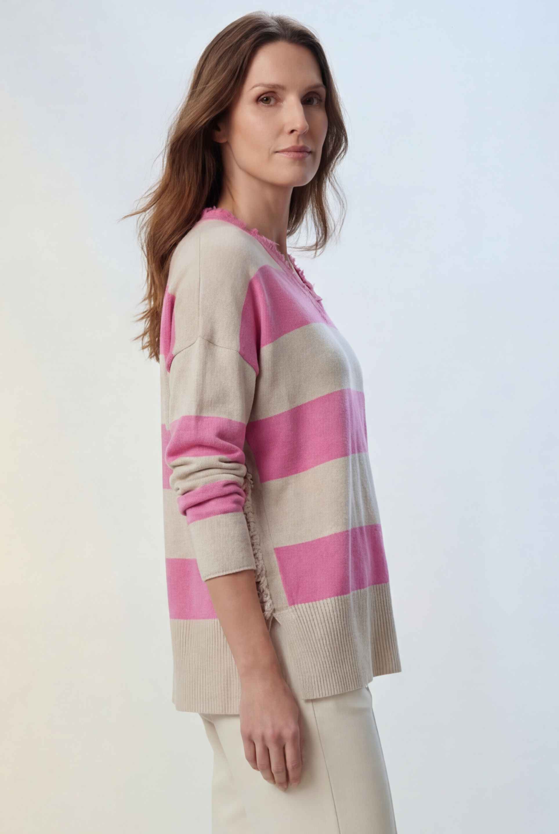 Boho Loose Pullover mit V-Ausschnitt, Blockstreifen & Fransen Pink-Beige Zaubermond