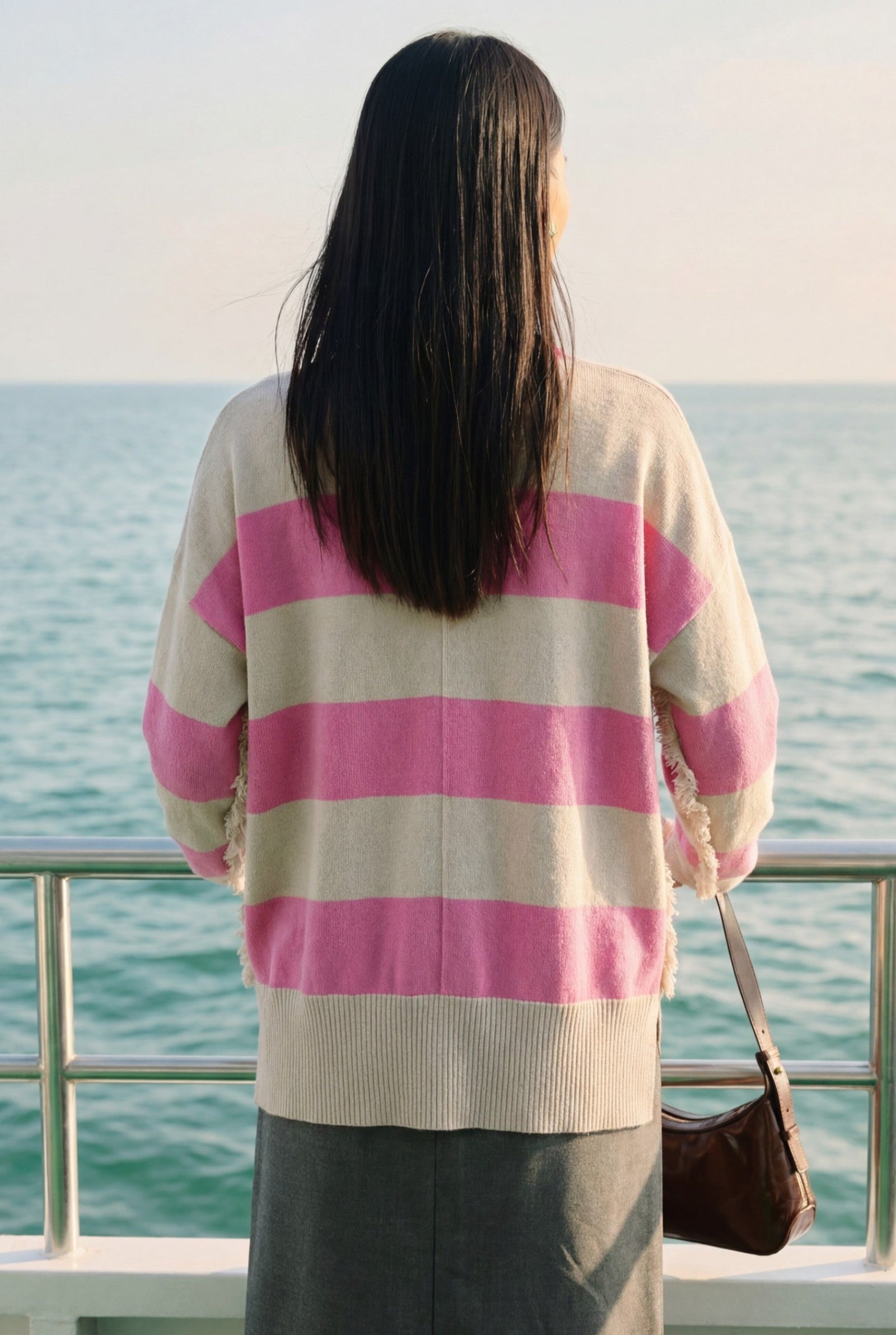 Boho loose pullover with V-neck, block stripes & fringe Pink-Beige