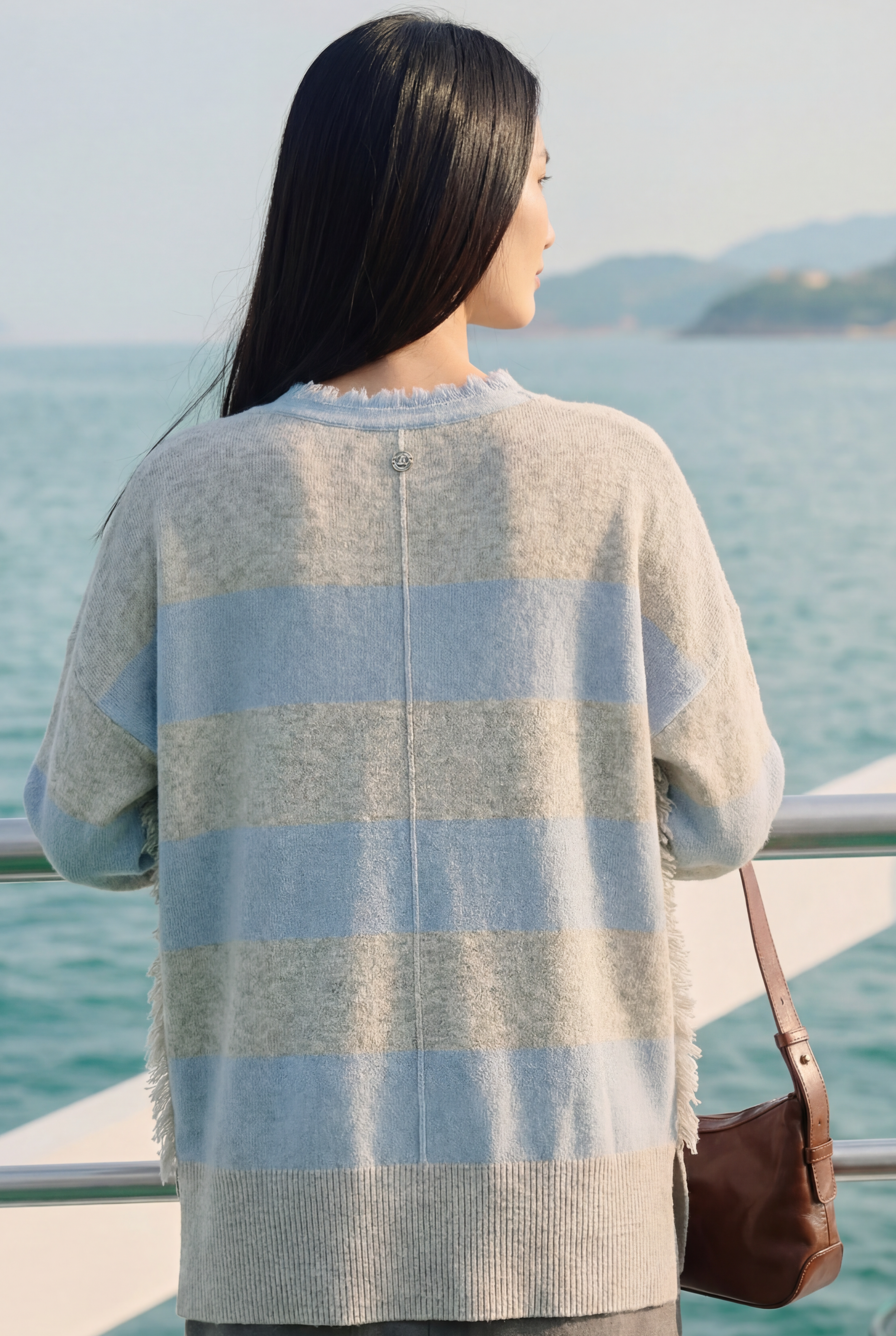 Boho Loose Pullover mit V-Ausschnitt, Blockstreifen & Fransen Blau-Grau