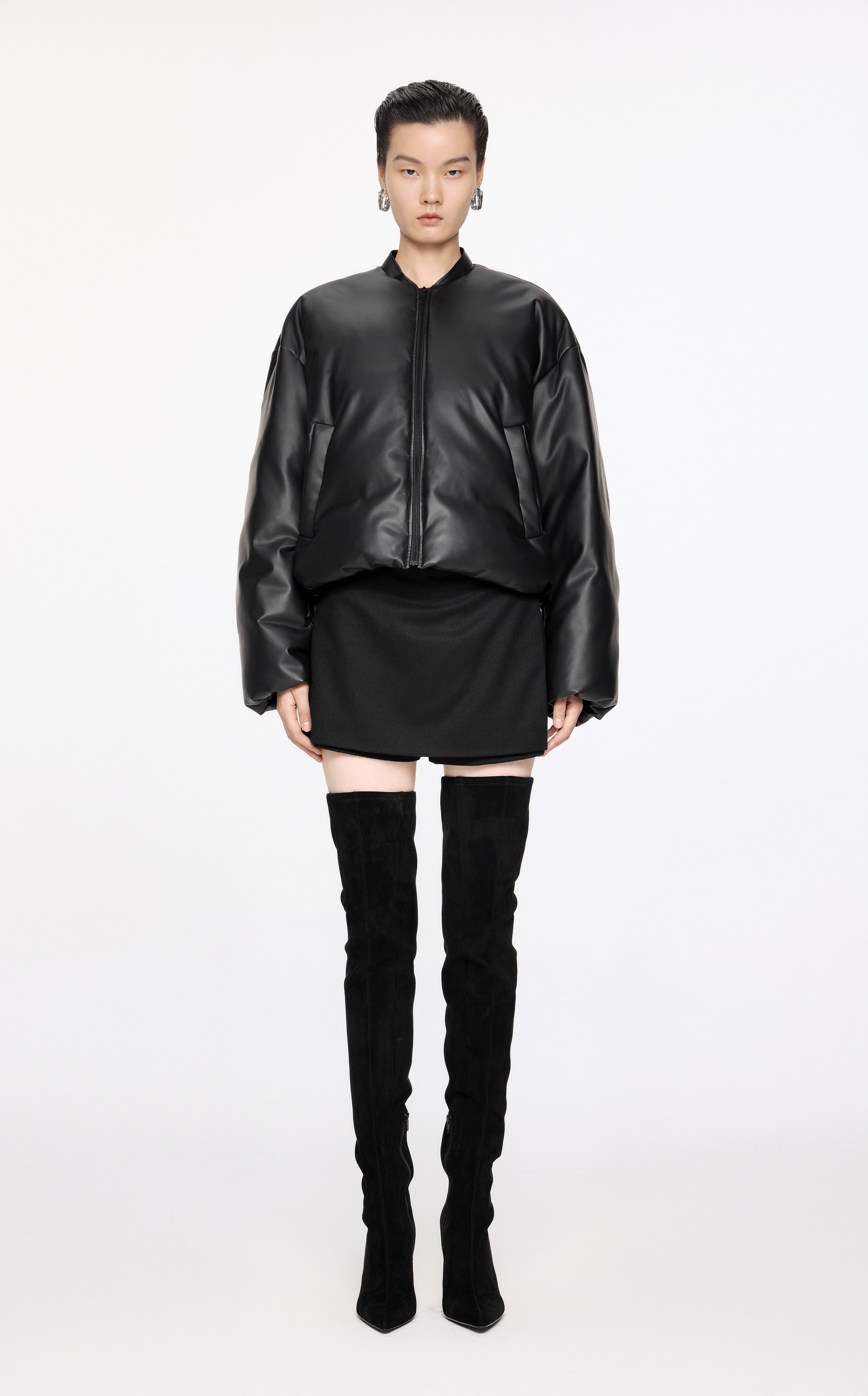 Damen Boxy Daunenjacke mit Leder Optik Oberstoff JNBY