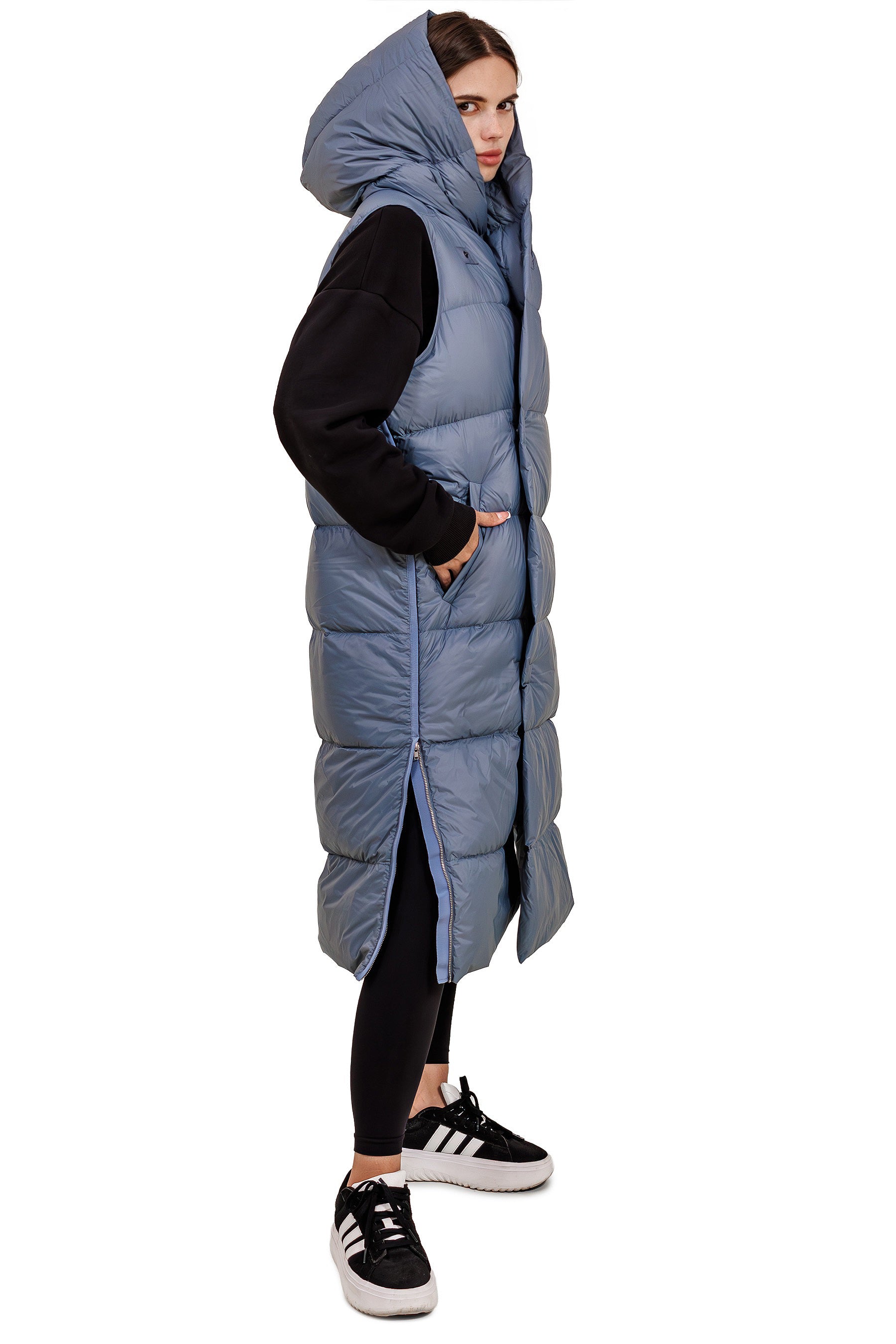 Leichte Damen Daunenweste mit Kapuze, lange Steppweste für Frühling & Herbst – Skyblue