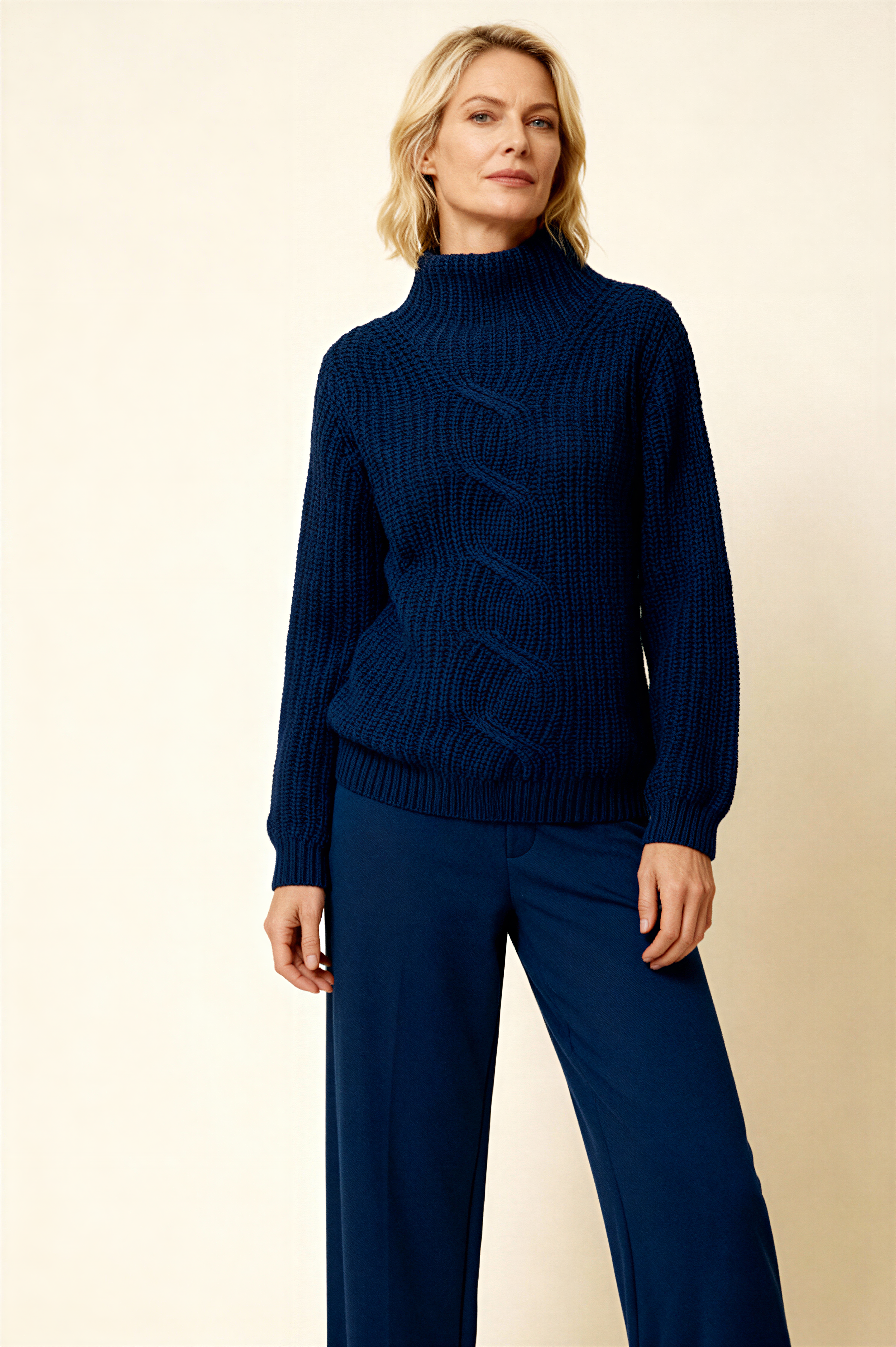 Cassis Damen-Strickpullover in Navy - Grobstrick mit Zopfmuster Cassis