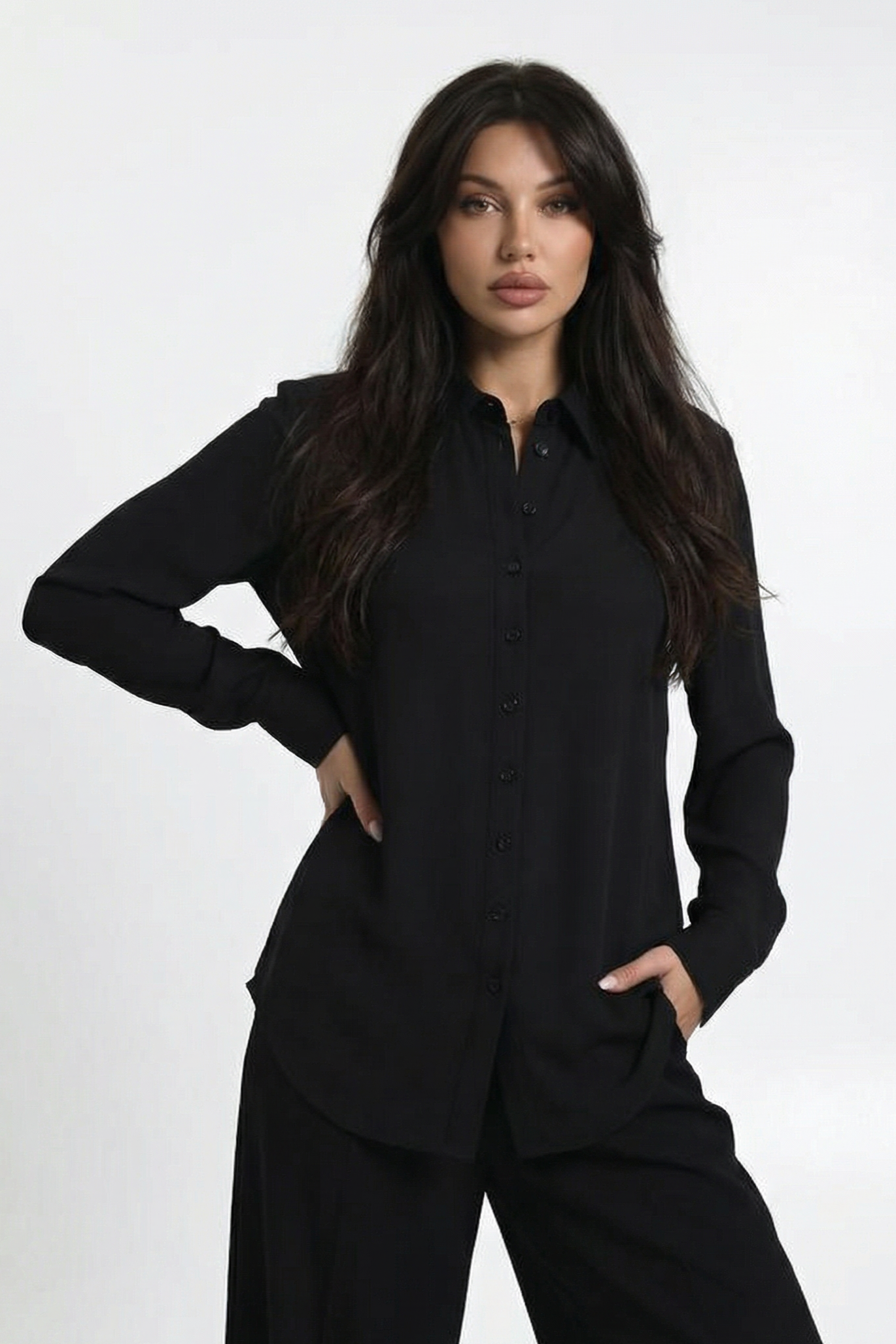 Women's Fitted Travel Blouse Black – Wrinkle-Resistant & Shape-Retaining