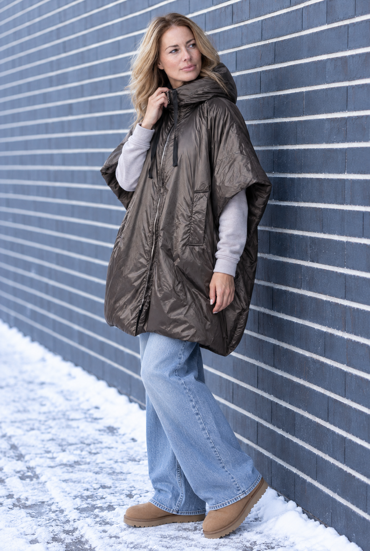 Modern Down Poncho with Elastic Drawstring and Hood in Silver/Gray, Fall